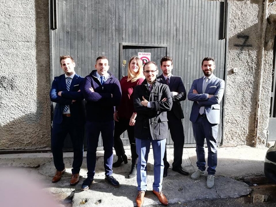 Ο Παναγιώτης με την ομάδα του, μέλος της οποίας είναι και η Στέλλα Σκριβάνου από την Αλεξανδρούπολη